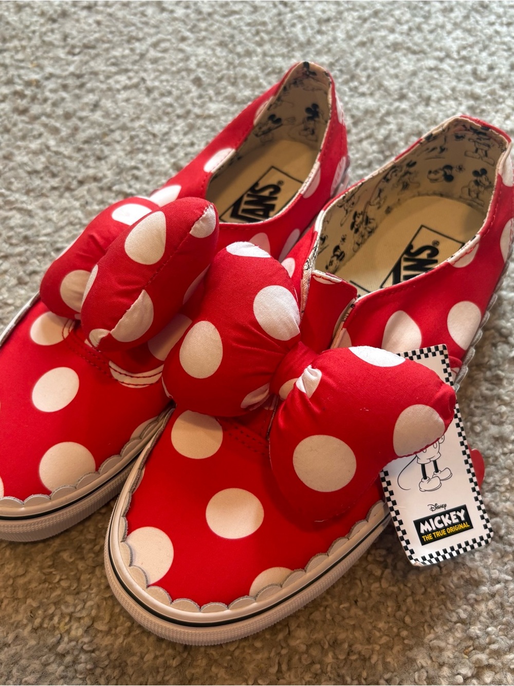Vans Minnie Mouse Red White Polka Dot Slip-On Sneakers Sz 9 Bow Disney World